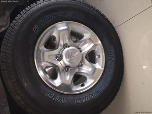 丰田LC76强劲越野 天津港现车报价火爆热卖