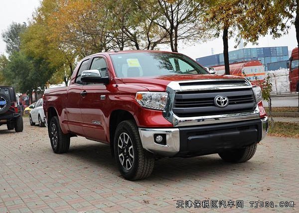 新丰田坦途5.7L美规现车 公路范儿美式大皮卡