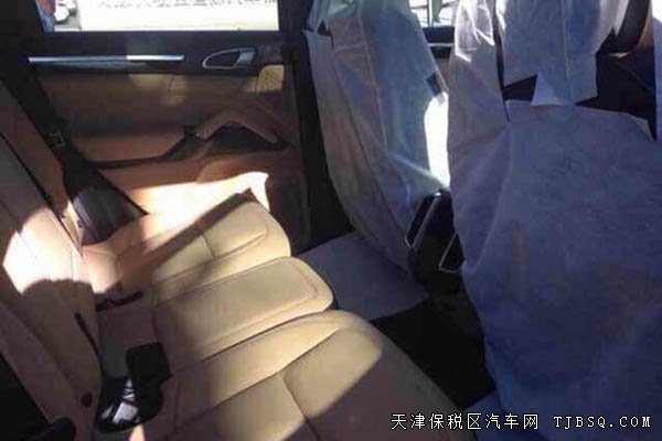 2015款保时捷卡宴 天津港现车报价震撼秒杀