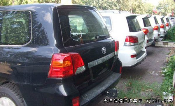 2015款丰田酷路泽4000 迎五一现车折扣特惠