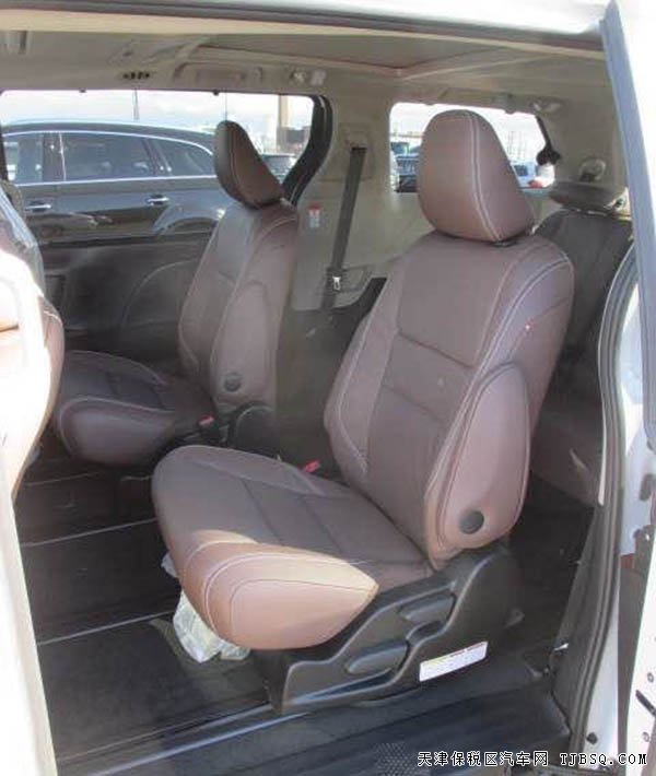 2015款丰田塞纳3.5L两驱高配 美式MPV现车41万热卖