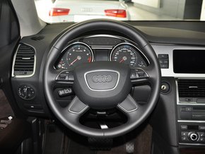 新款奥迪Q7特惠盛典高性价比 天津港现车报价