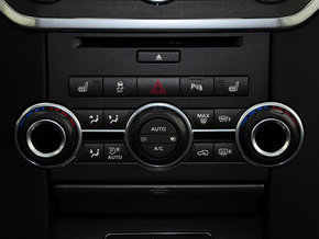 15款路虎发现四天津港报价 美规版现车钜惠