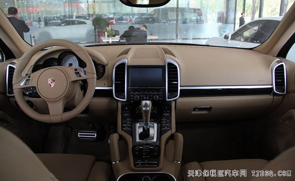 2015款保时捷卡宴五一优惠 自贸区惊喜热卖