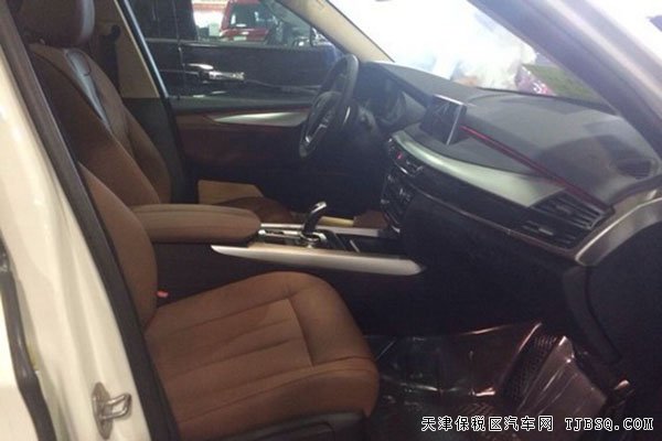 宝马X5中东版 屡创新低自贸区经销商价格