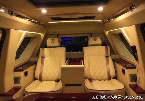 乔治巴顿现车4座10缸越野 6.8排气量港口巨献