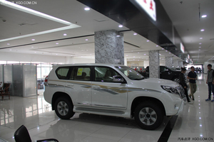 丰田霸道2700中东版热销 15款现车优惠购