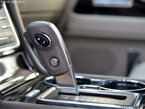 2015款林肯领航员 天津自贸区现车尽享折扣