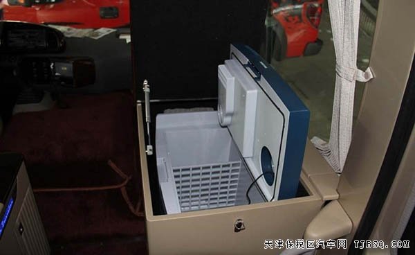 丰田考斯特10/12/16座 商务中巴专业改装