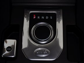 2015款路虎发现四美规版 新款自贸区现车报价