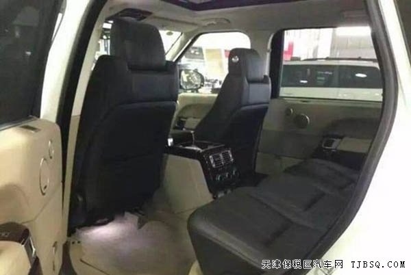 新款路虎揽胜加长版 天津港现车低价热卖呈现