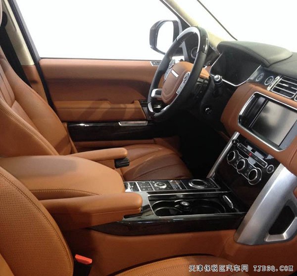 2015款路虎揽胜3.0加长版 气势恢宏低价走俏