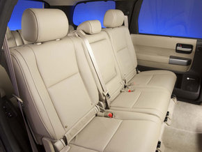 丰田红杉5700独降豪惠 全尺寸七座越野特卖