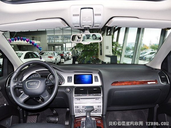 2015款奥迪Q7美规版 天津自贸区现车让利回馈