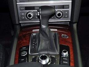 2015款奥迪Q7美规版 天津自贸区现车让利回馈