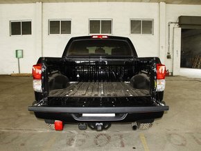 丰田坦途5.7L皮卡 自贸区现车降价热潮酬宾