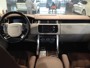 14款路虎揽胜3.0行政创世版 港口现车倾情报价