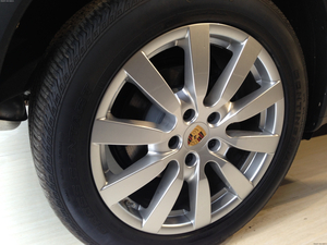 保时捷卡宴现车到店 现车惊喜低价连连特惠