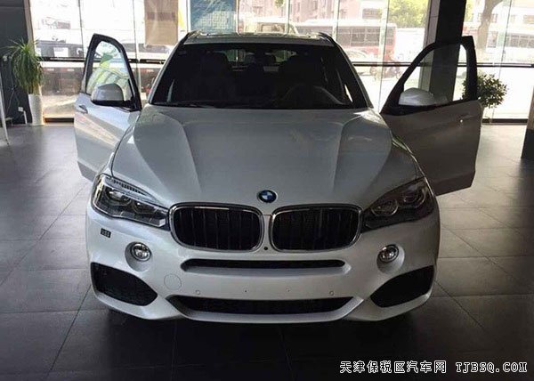 2015款宝马X5M包加规版 柴油白咖现车全配惠享