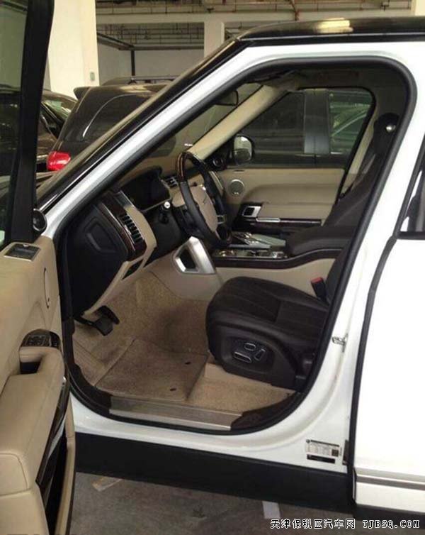 2015款路虎揽胜行政版 天津自贸区现车惠无边际
