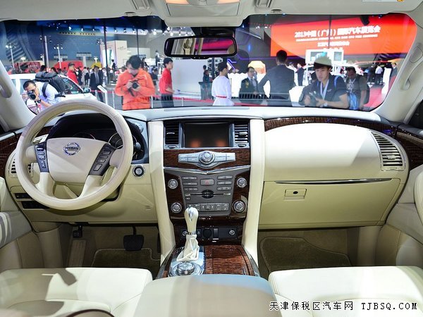 日产途乐Y62硬派大越野 亲民全地形全尺寸越野