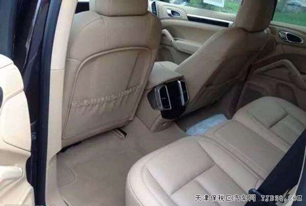 2015款保时捷卡宴新款抵港 平行进口现车报价