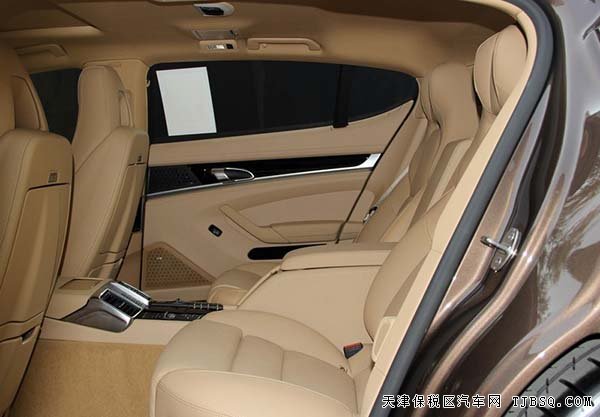 新款保时捷帕纳梅拉 超豪华轿跑现车低价巨献