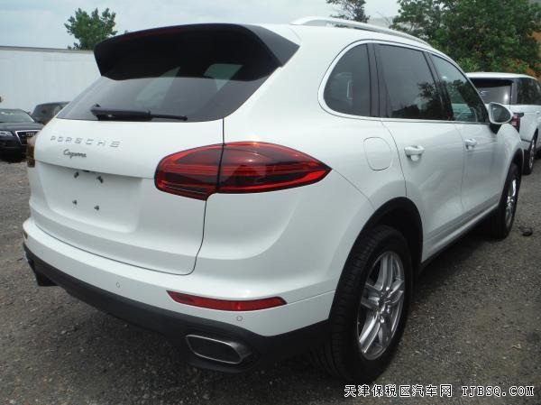 2016款保时捷卡宴3.6L汽油版 全景天窗/19轮现车96万