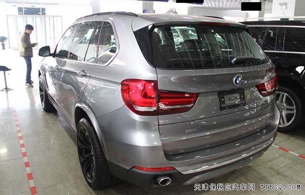 新款宝马X5越野优惠季节 现车劲霸低价速选