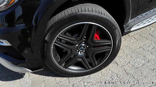2015款奔驰GL63AMG 大包围运动套件/21轮现车215万起