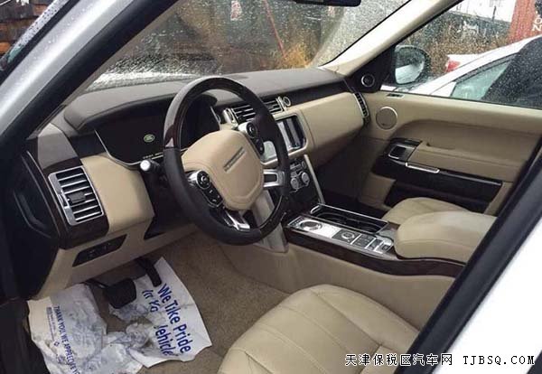 15款路虎揽胜3.0T行政版报价 天津港现车优惠