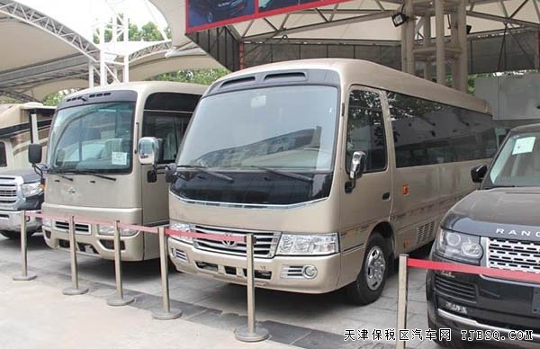 丰田考斯特豪华商务中巴 自贸区现车优惠呈现
