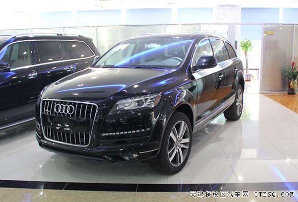 2015款奥迪Q7中东版高配 全景/桃木/20轮/七座现车67万