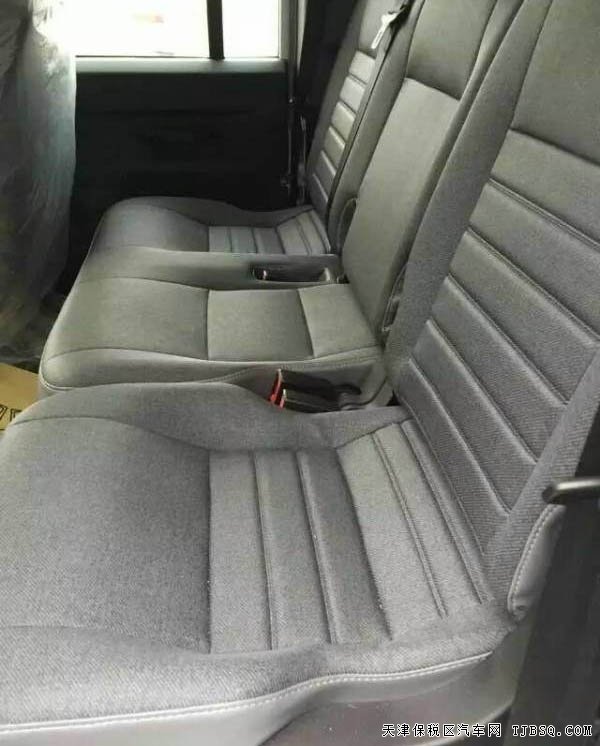 新款路虎卫士强势来袭 天津现车裸利低价热卖