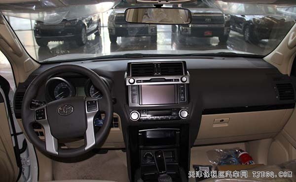 2015款丰田霸道2700中东版 2.7L现车惊喜折扣