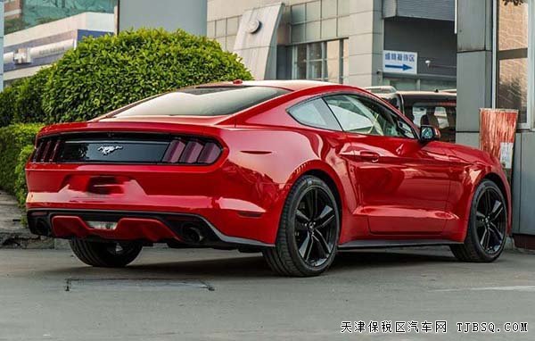 2015款福特野马2.3T美式跑车 港口现车热卖季