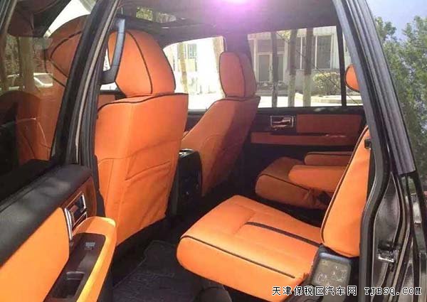 2015款林肯领航员美式商务SUV 自贸区现车报价