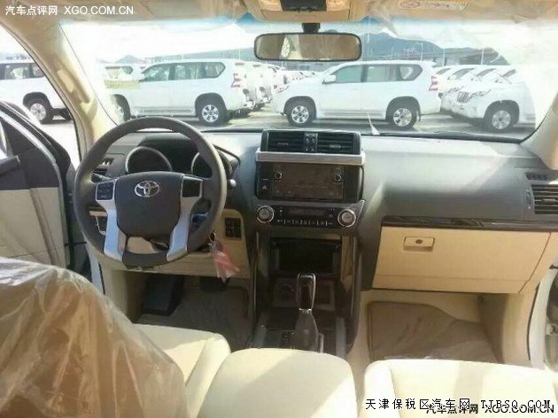 16款丰田霸道2700中东版 现车火力促销钜惠难挡