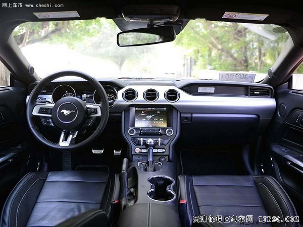 2016款福特野马2.3T肌肉跑车 美规版现车32.5万让利购