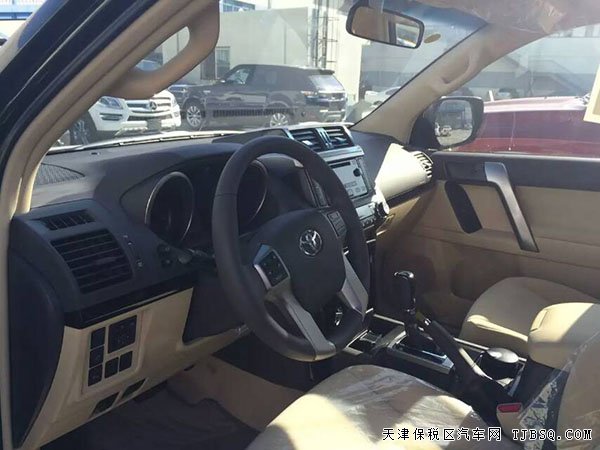2016款丰田霸道2700中东版 6速/天窗/9气囊/航踏现车43万
