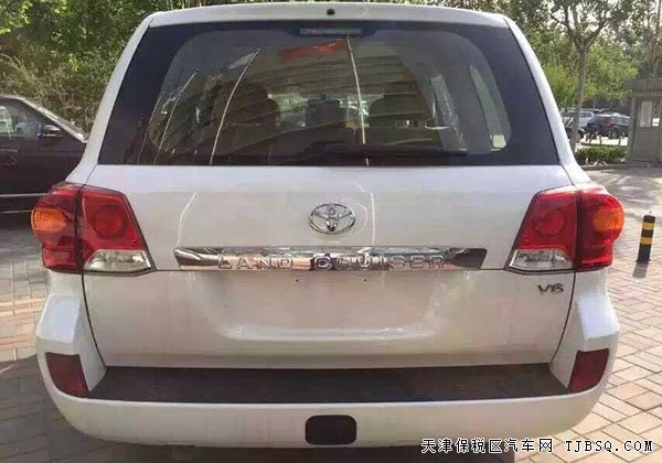 进口丰田兰德酷路泽4000 15款现车让利即刻拥有