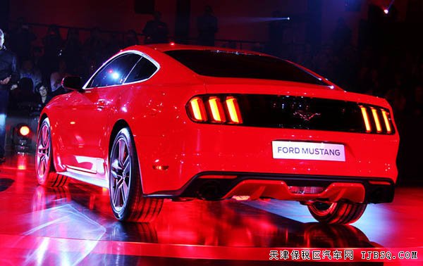 2015款福特野马2.3T美式超跑 低价跑车惠尽享