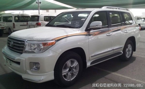 2015款丰田酷路泽4600中东版 8座/双差/桃木现车77.5万