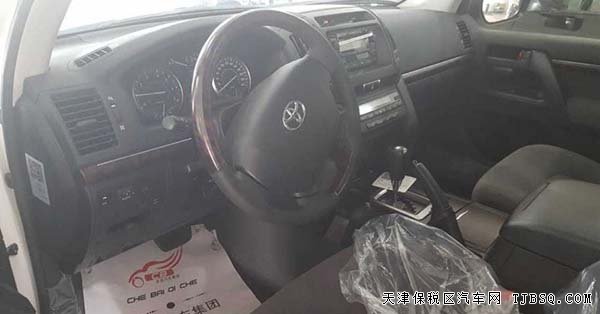 2015款中东版丰田酷路泽4000 平行进口车乐享