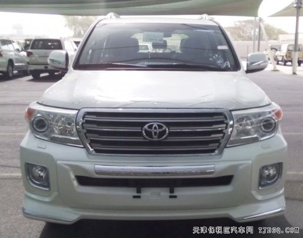 2015款丰田酷路泽4600中东版 V8/双差速锁现车77.5万购