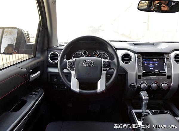 2015款丰田坦途5.7L美式皮卡 天津港现车劲惠