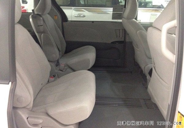 全新进口丰田塞纳3.5L商务MPV 天津港现车劲惠