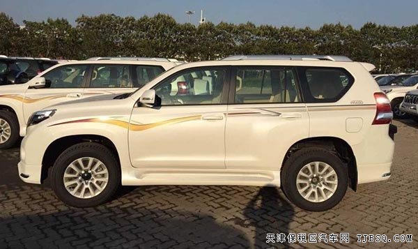 2016款丰田普拉多2700中东版 六速现车优惠季