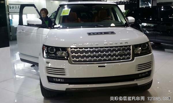 2016款路虎揽胜3.0T行政加长版 现车优惠乐享