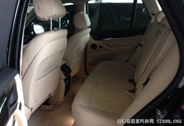 2014款宝马X5中东版 3.0T经典越野车优惠走俏